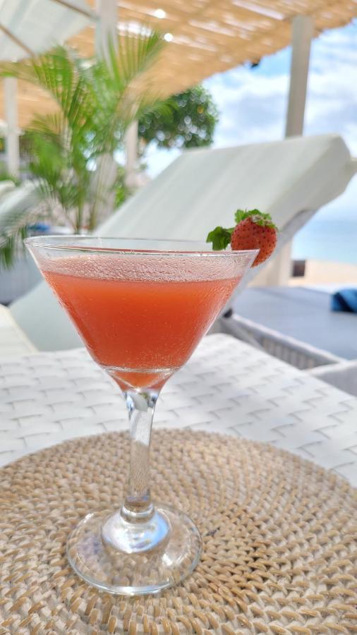 Amp Beach House Toyapakeh Bagian luar foto