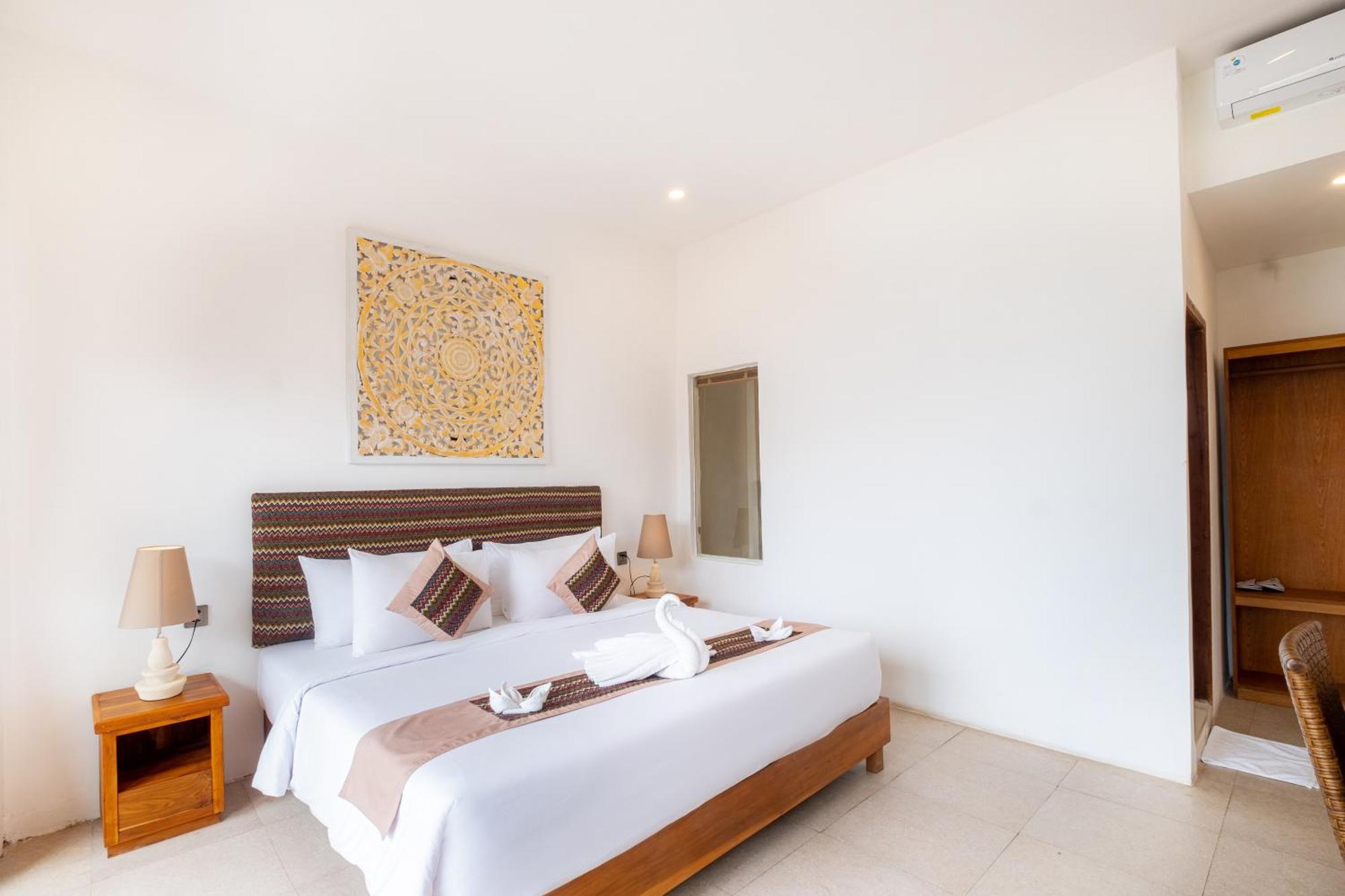 Amp Beach House Toyapakeh Bagian luar foto