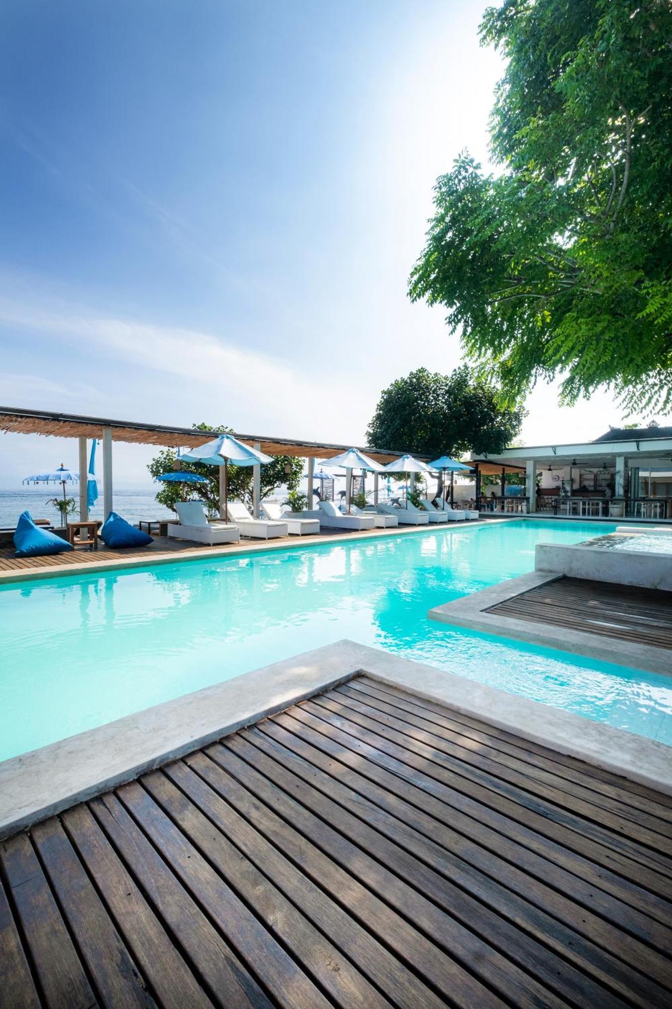 Amp Beach House Toyapakeh Bagian luar foto